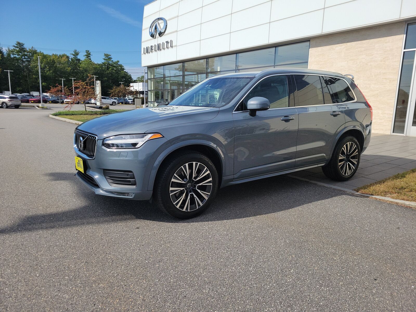 2022 VOLVO XC90