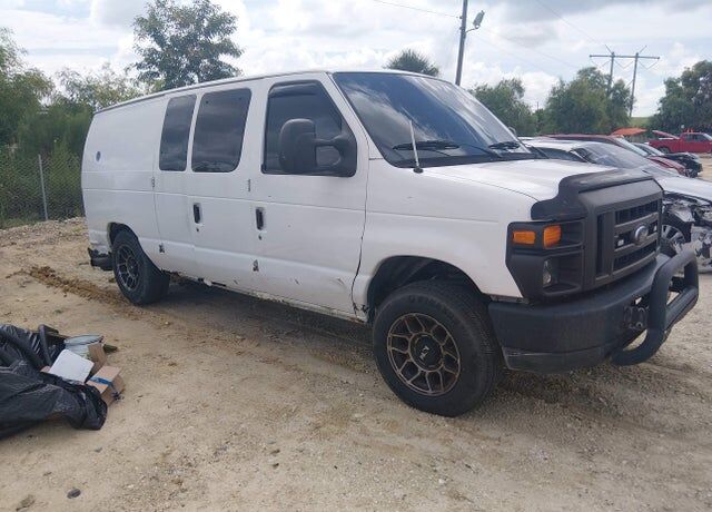 2008 FORD E-350