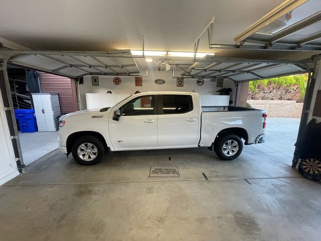 2024 CHEVROLET Silverado