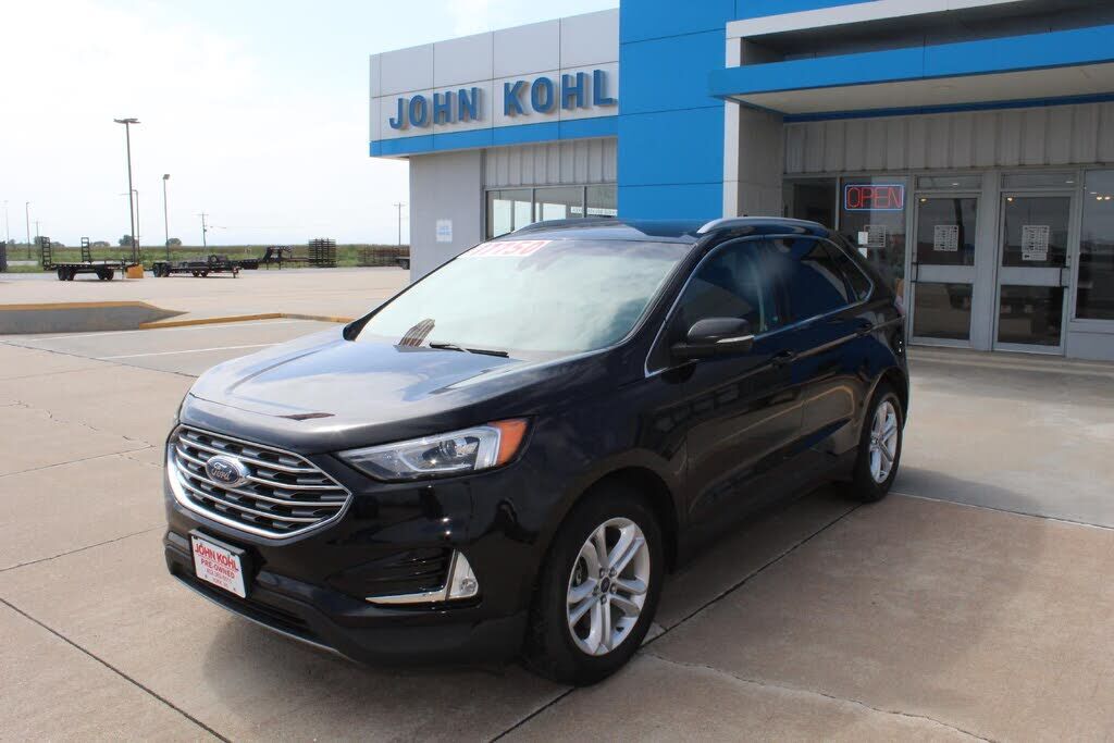 2020 FORD Edge