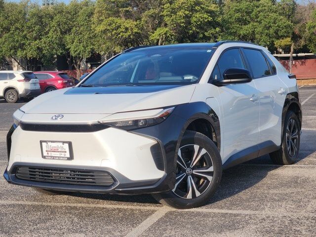 2024 TOYOTA bZ4X