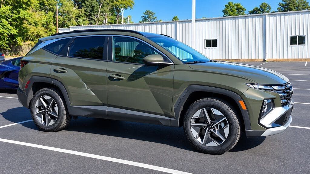 2025 HYUNDAI Tucson