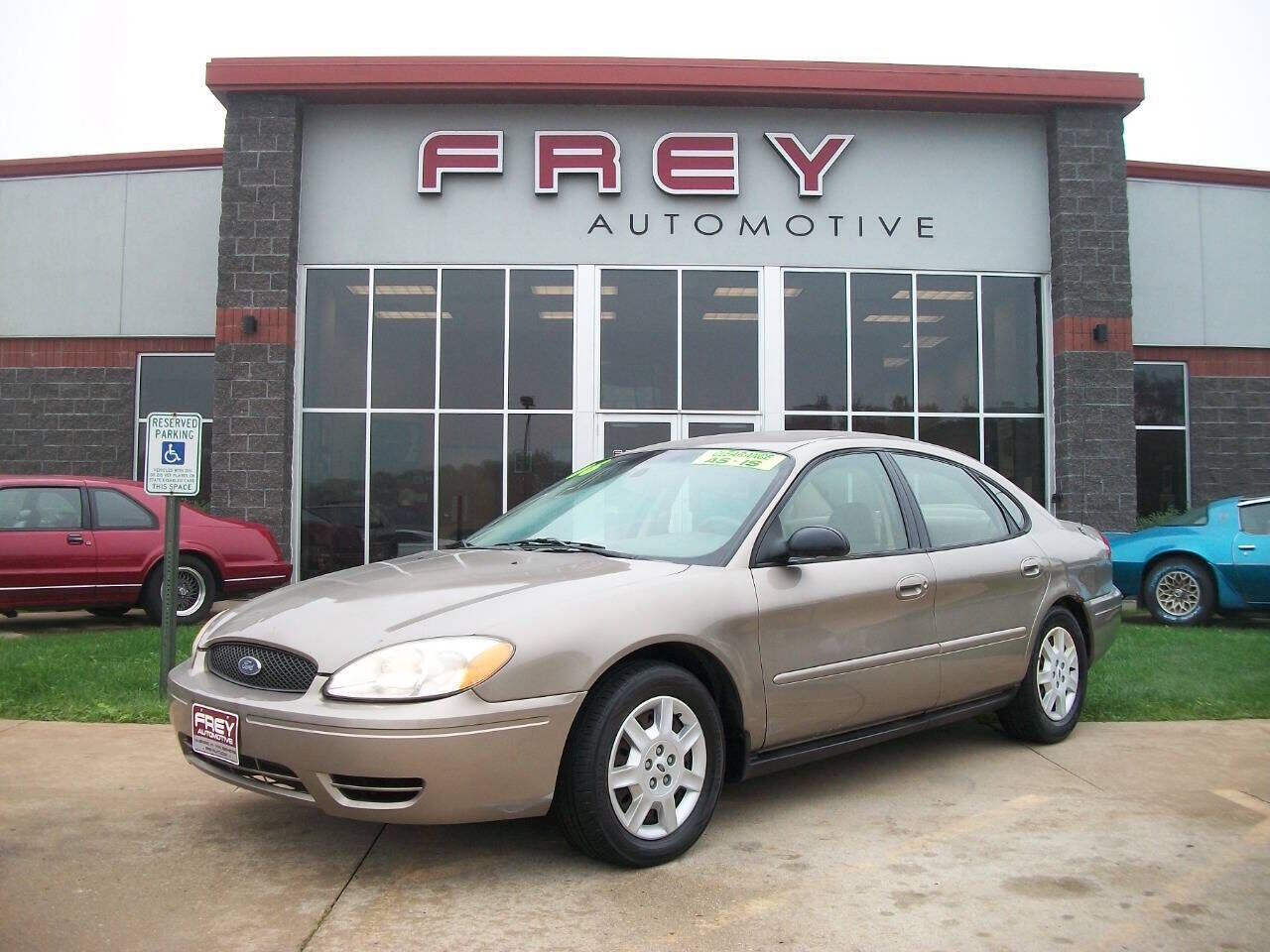2006 FORD Taurus