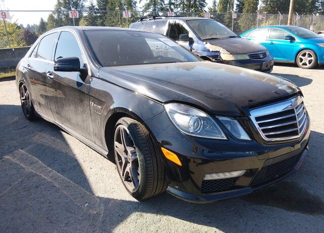 2013 MERCEDES-BENZ E-Class