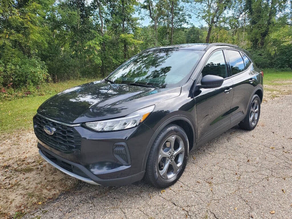 2025 FORD Escape