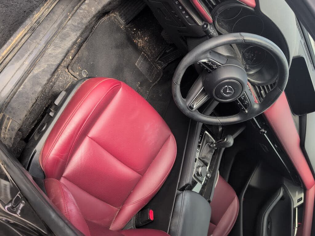 2024 MAZDA Mazda3