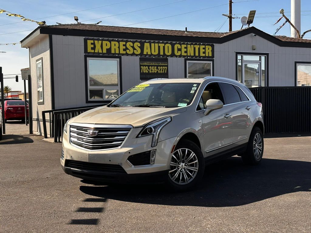 2017 CADILLAC XT5