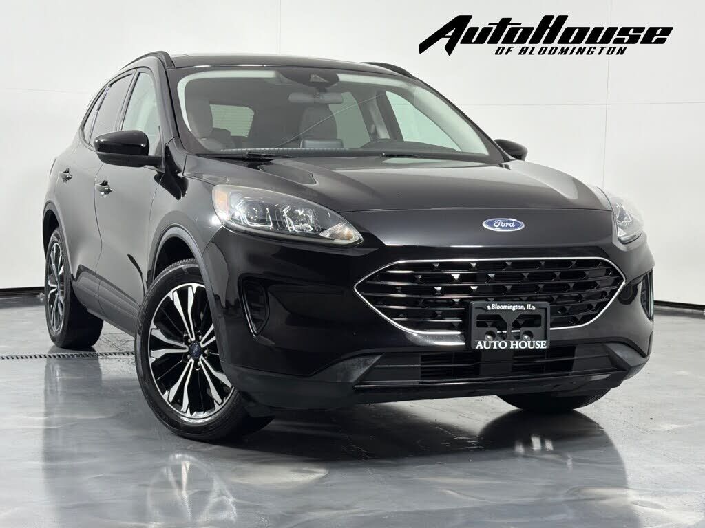 2021 FORD Escape