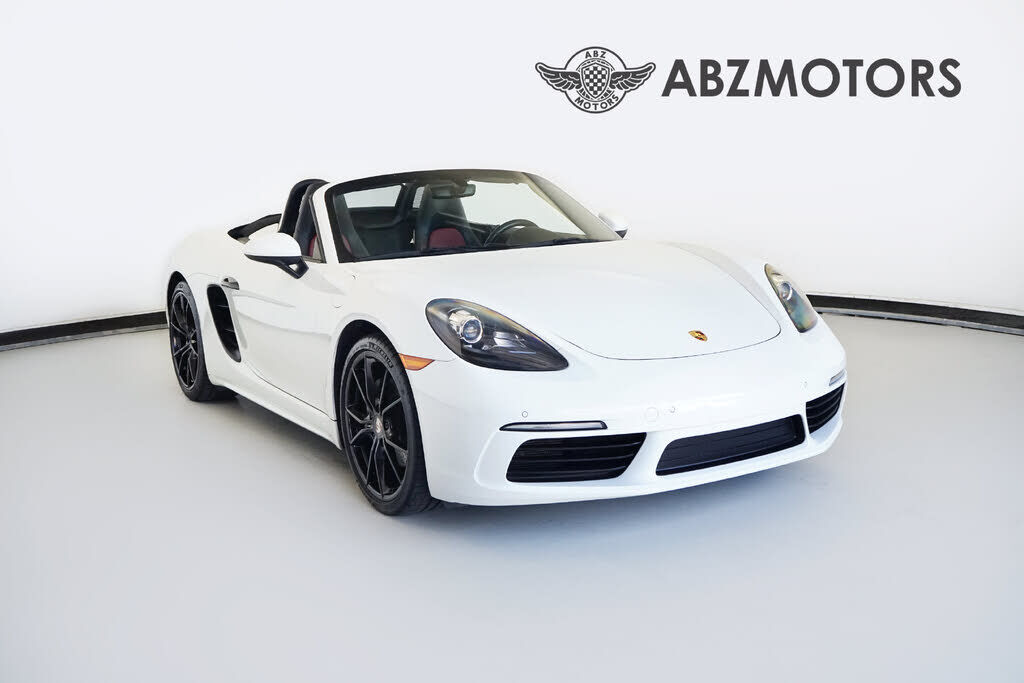 2019 PORSCHE 718