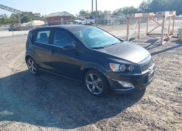 2013 CHEVROLET Sonic