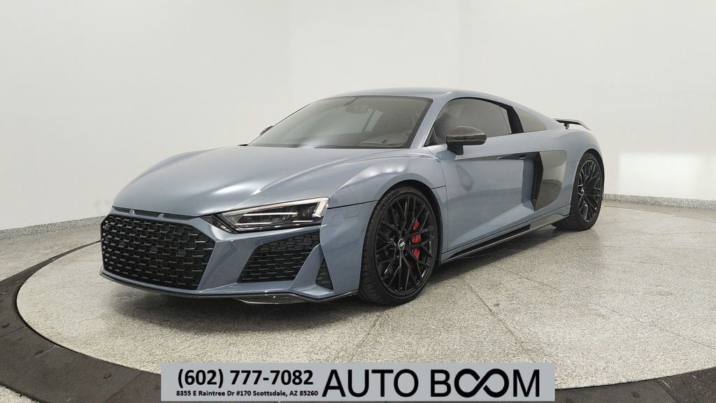 2020 AUDI R8