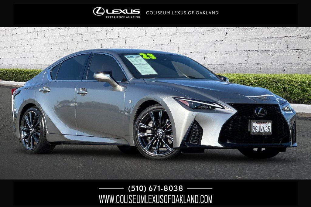 2023 LEXUS IS