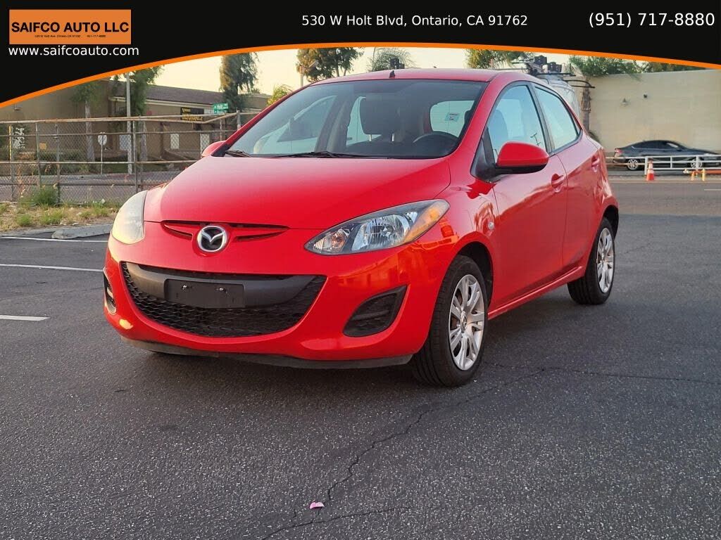 2014 MAZDA Mazda2