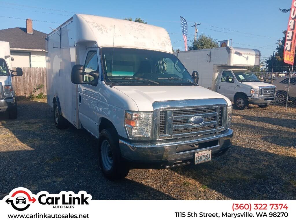 2013 FORD E-350