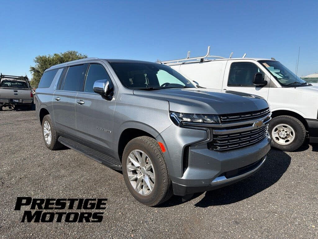 2023 CHEVROLET Suburban