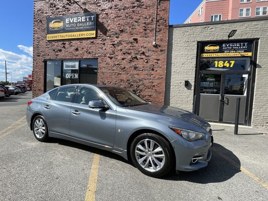 2016 INFINITI Q50