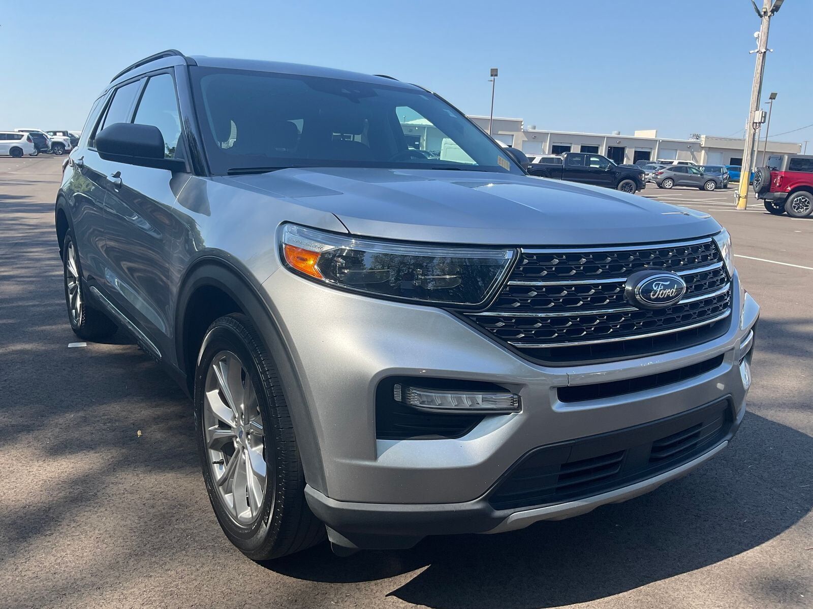 2023 FORD Explorer