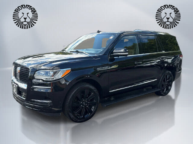 2022 LINCOLN Navigator