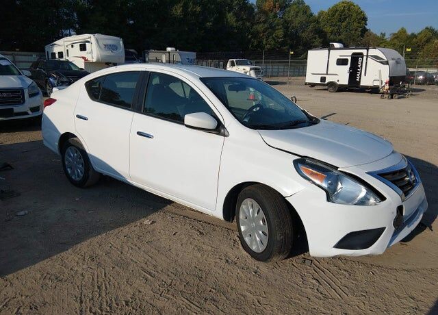 2018 NISSAN Versa