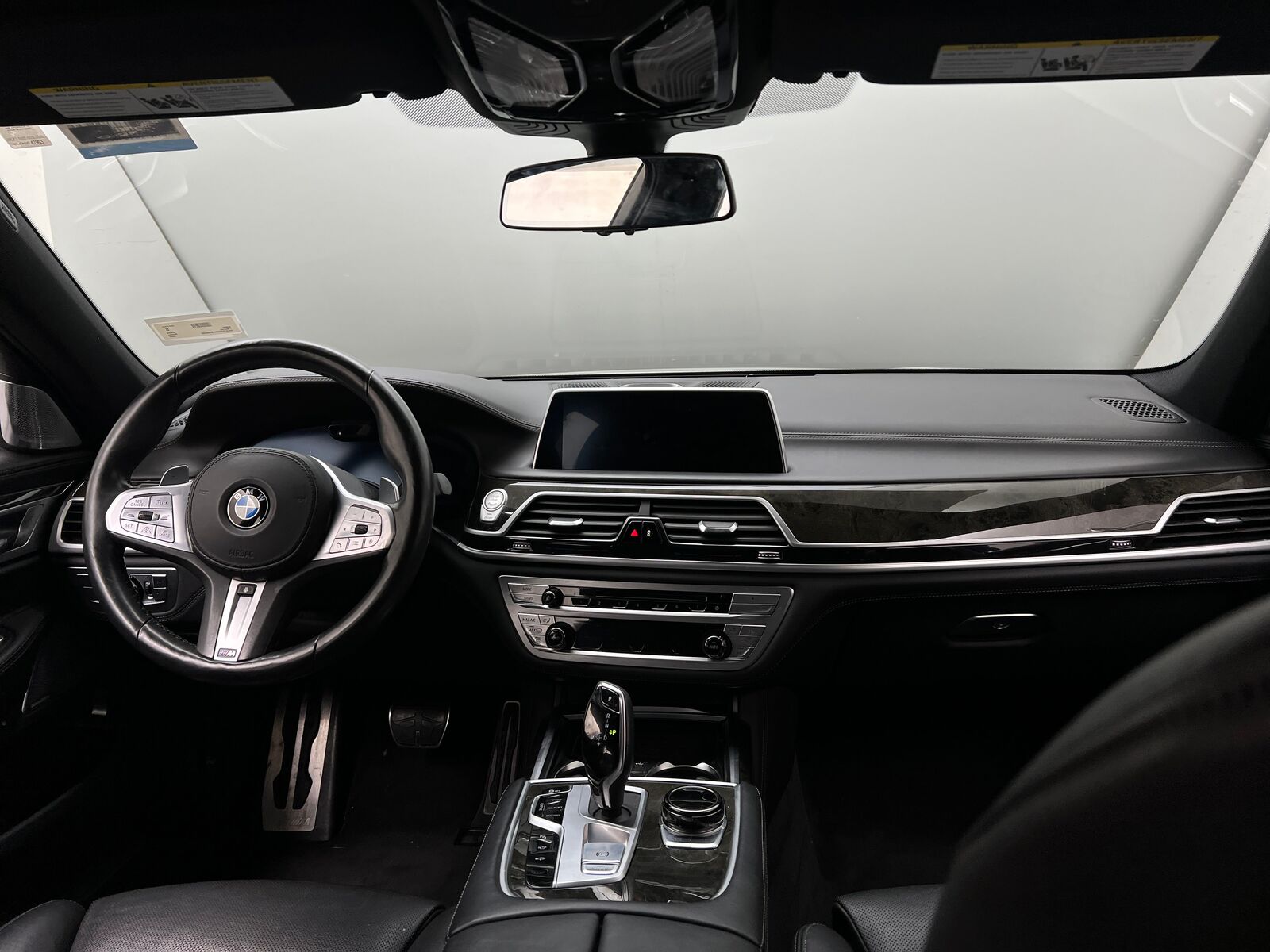 2020 BMW 750i
