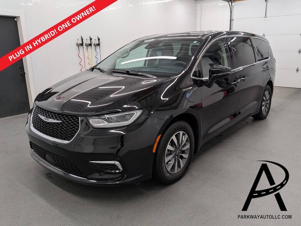2024 CHRYSLER Pacifica