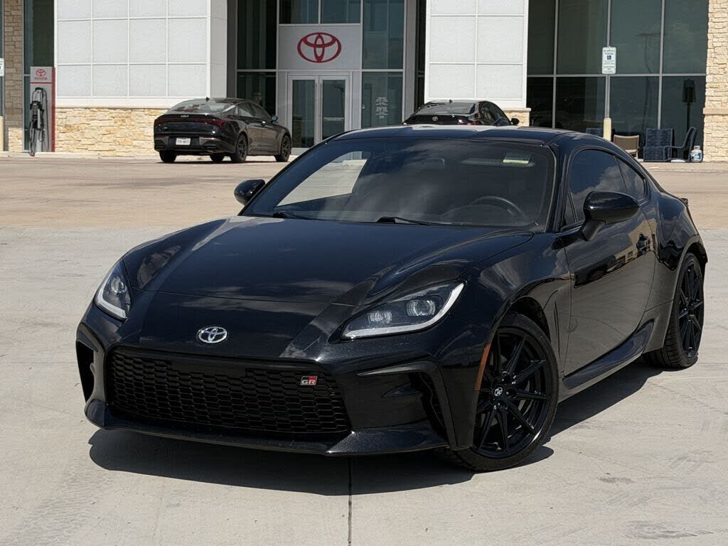 2024 TOYOTA GR86