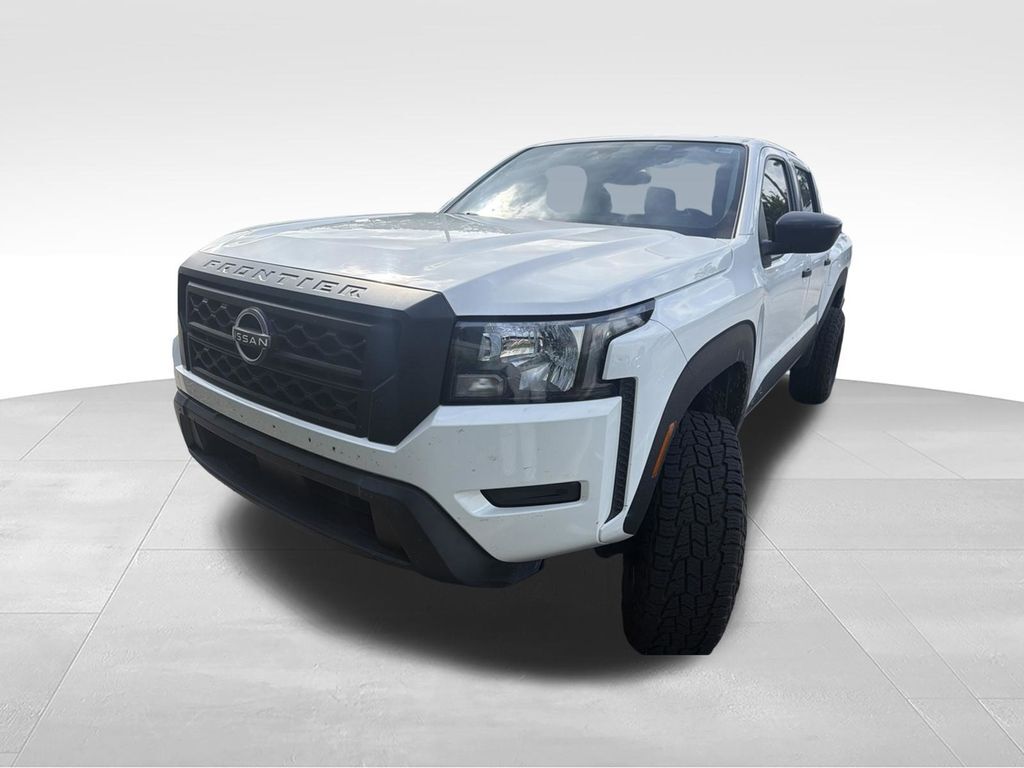 2022 NISSAN Frontier