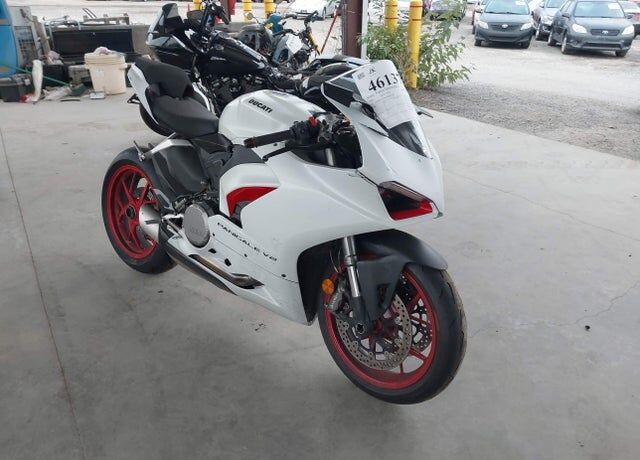 2021 DUCATI Superbike