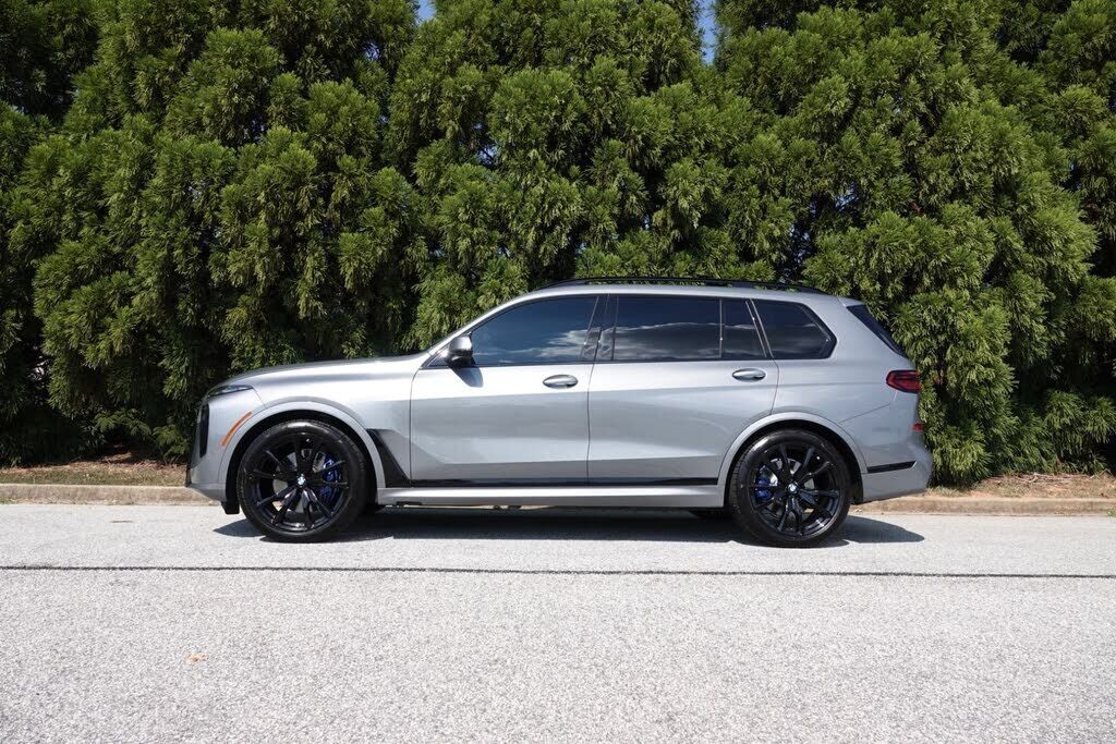 2026 BMW X7