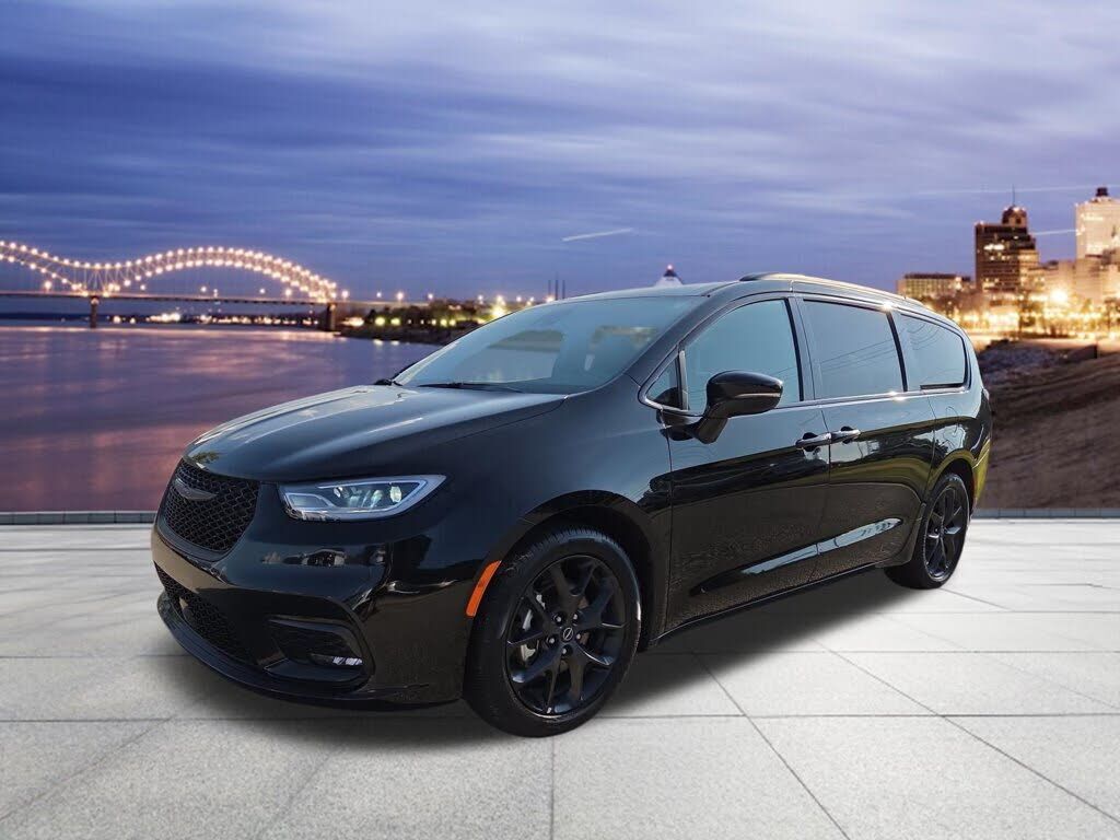 2025 CHRYSLER Pacifica