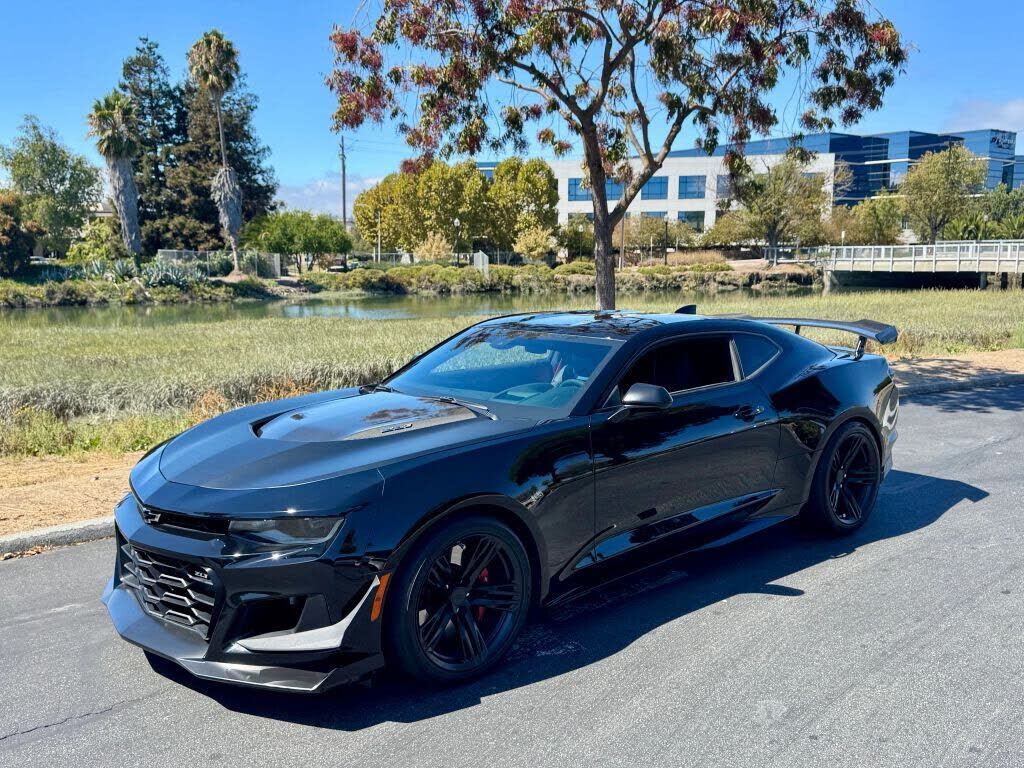 2020 CHEVROLET Camaro