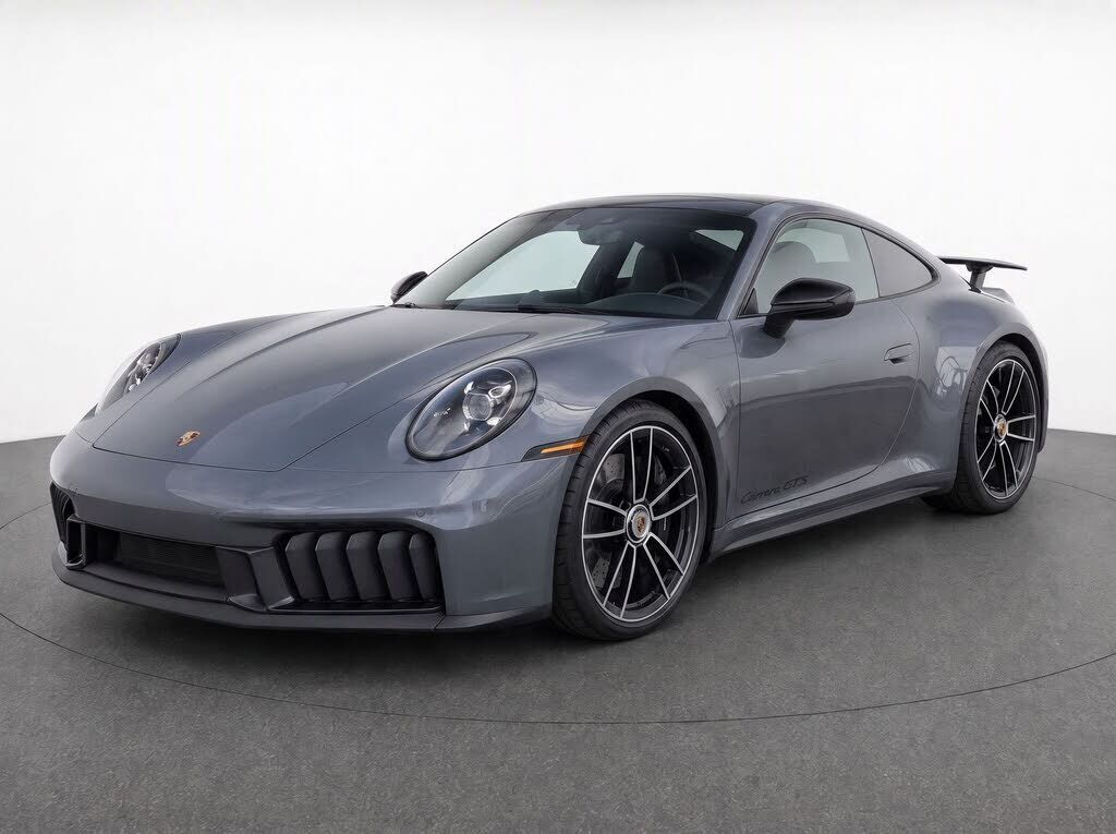 2025 PORSCHE 911