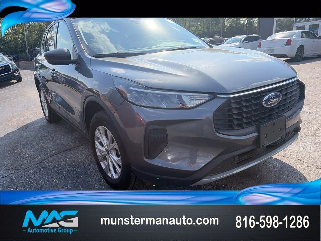 2025 FORD Escape