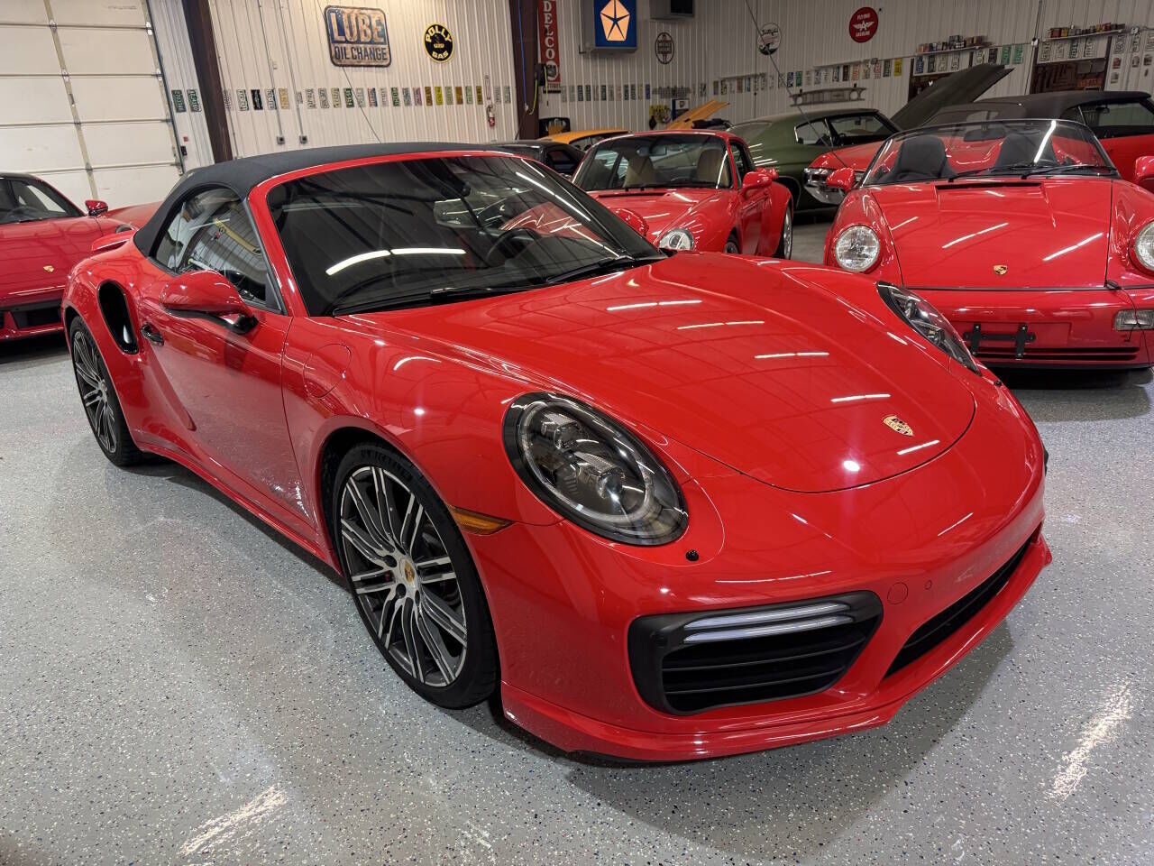 2018 PORSCHE 911
