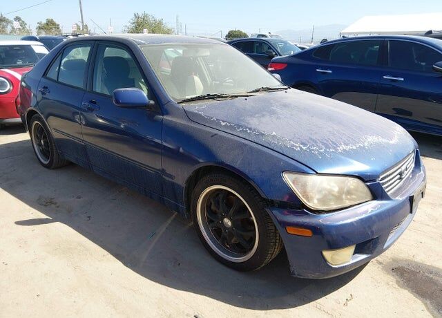 2001 LEXUS IS