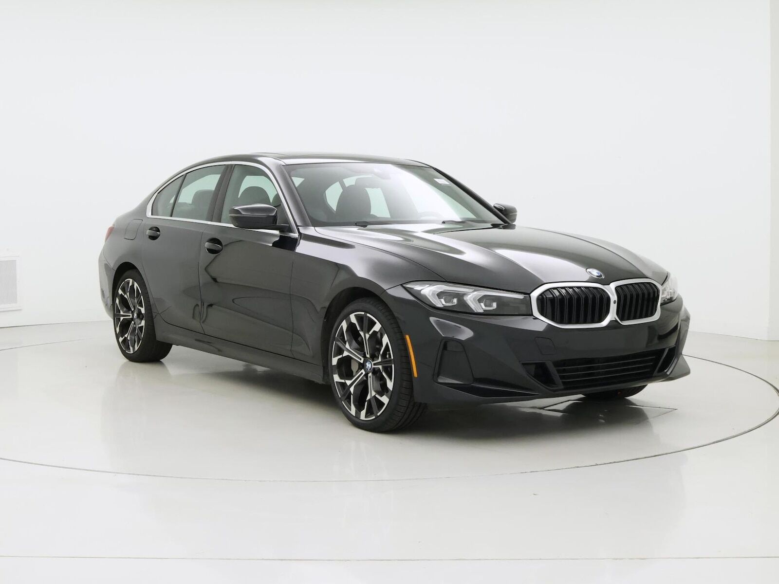 2025 BMW 330i