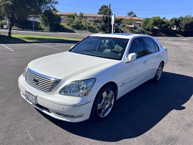 2004 LEXUS LS