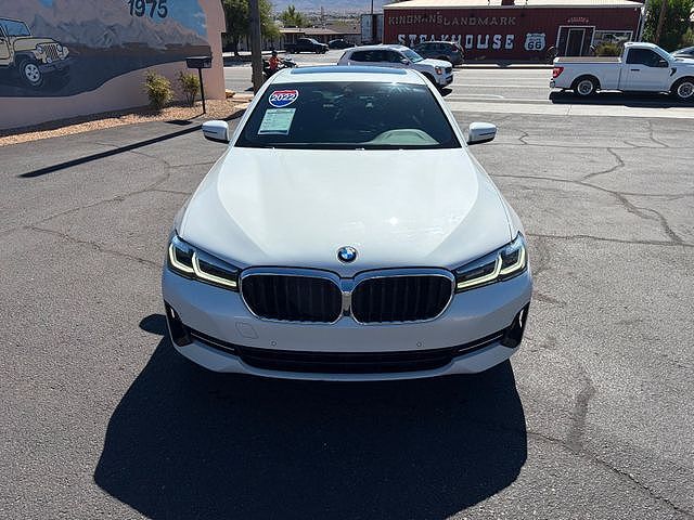 2022 BMW 530i