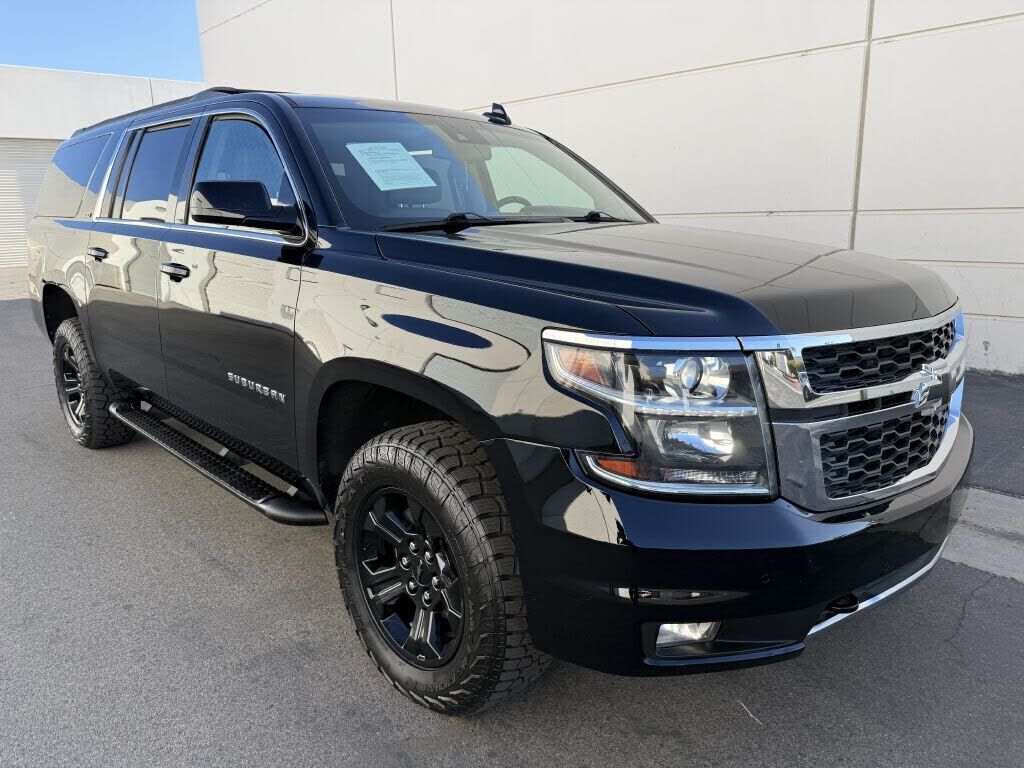 2018 CHEVROLET Suburban