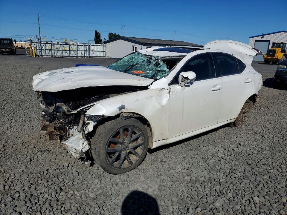 2013 LEXUS IS