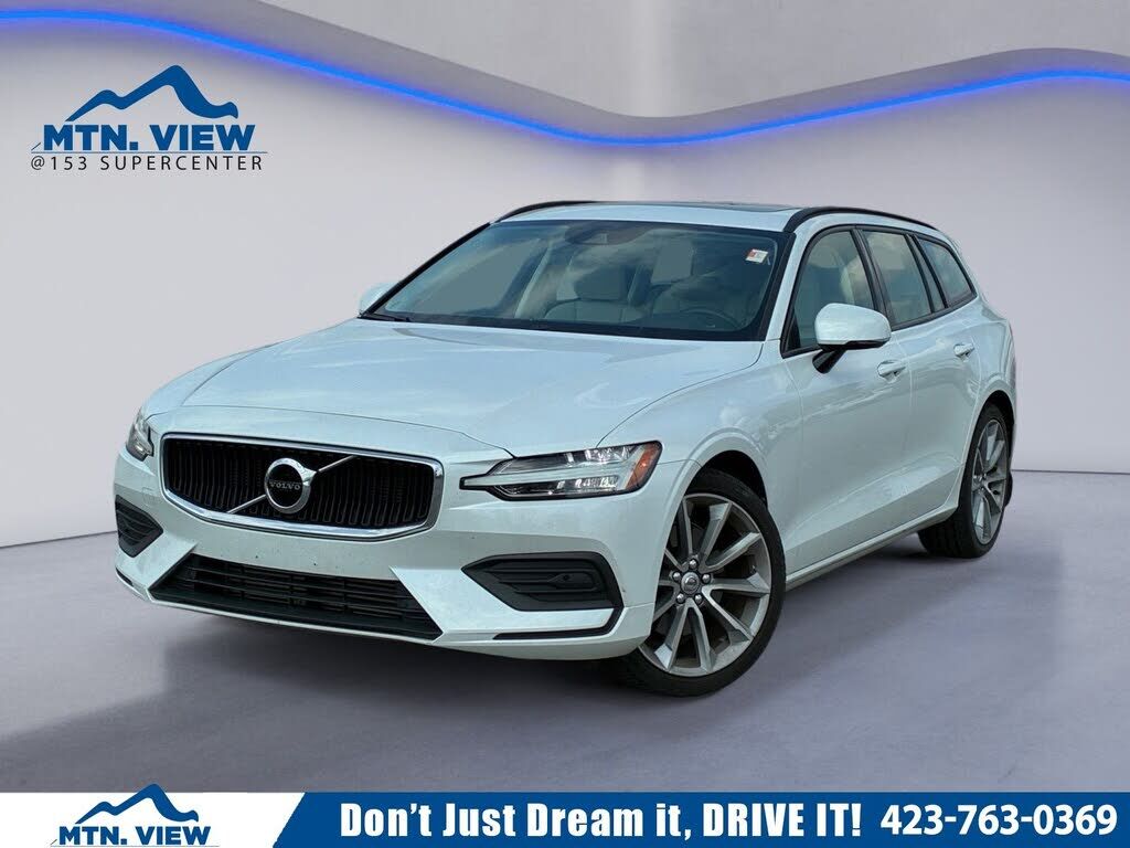 2020 VOLVO V60