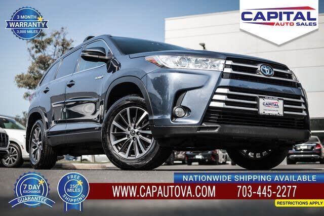 2017 TOYOTA Highlander