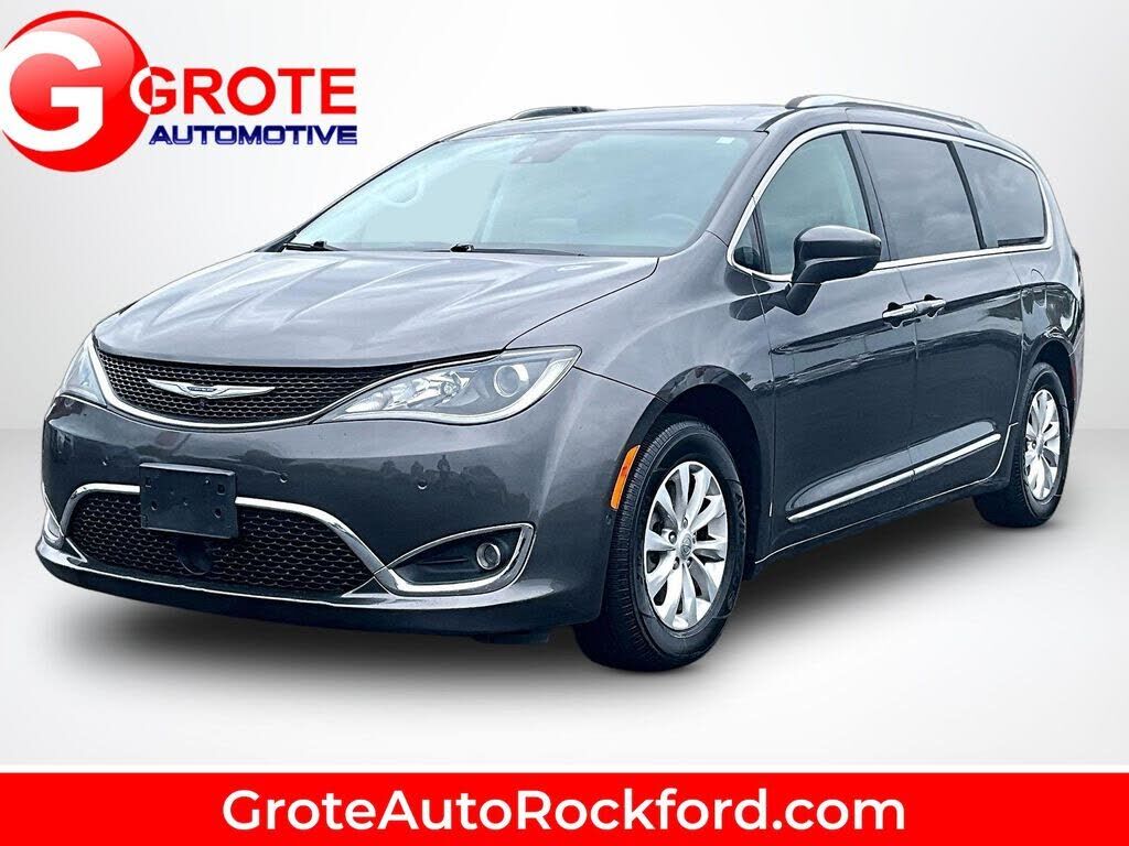 2019 CHRYSLER Pacifica