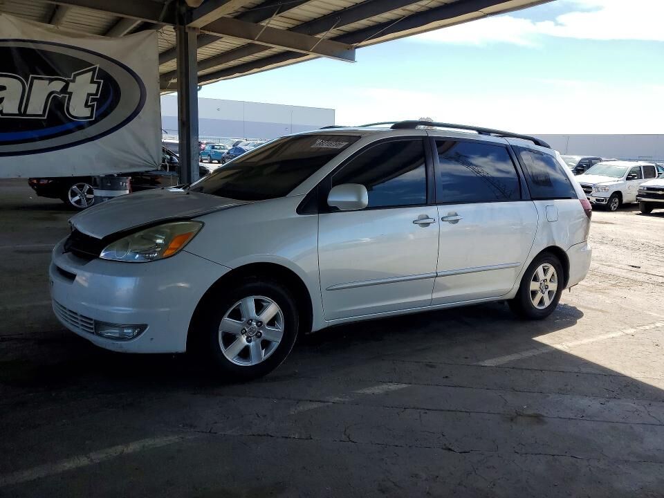 2005 TOYOTA Sienna