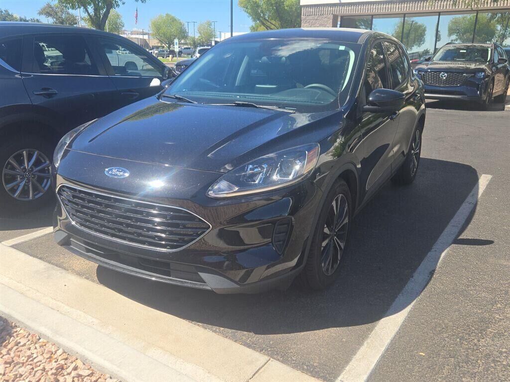 2021 FORD Escape