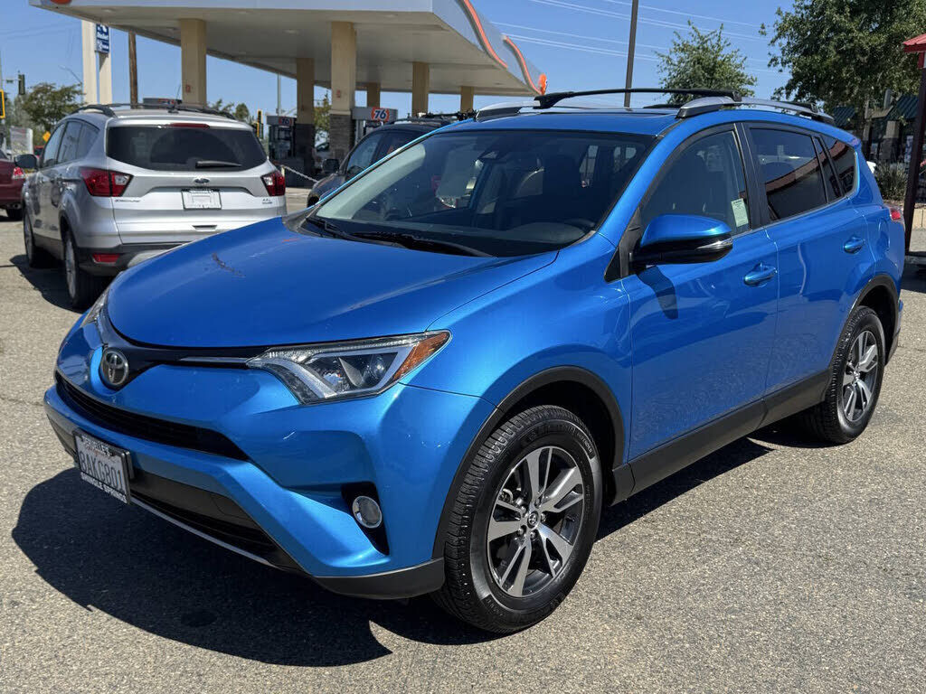 2017 TOYOTA RAV4