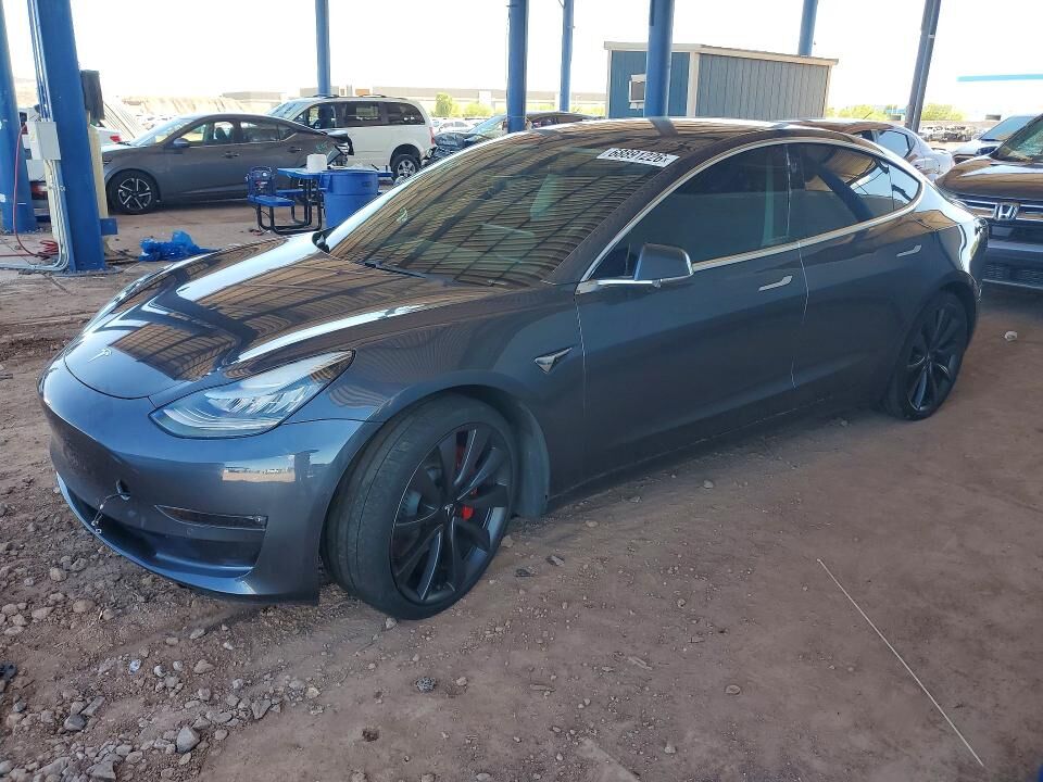 2020 TESLA Model 3