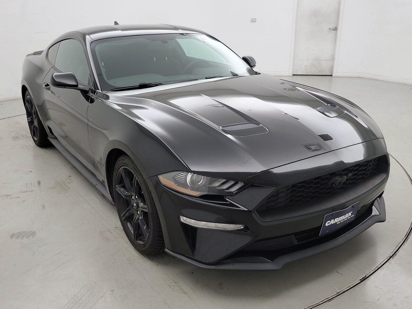 2020 FORD Mustang