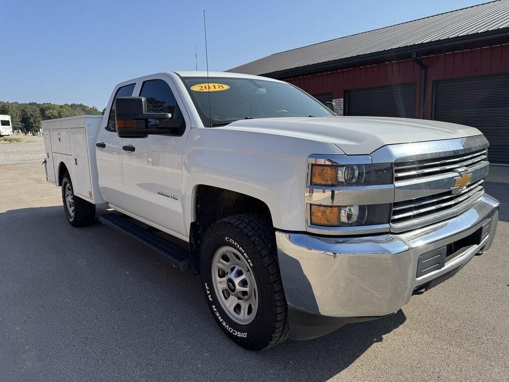 2018 CHEVROLET Silverado