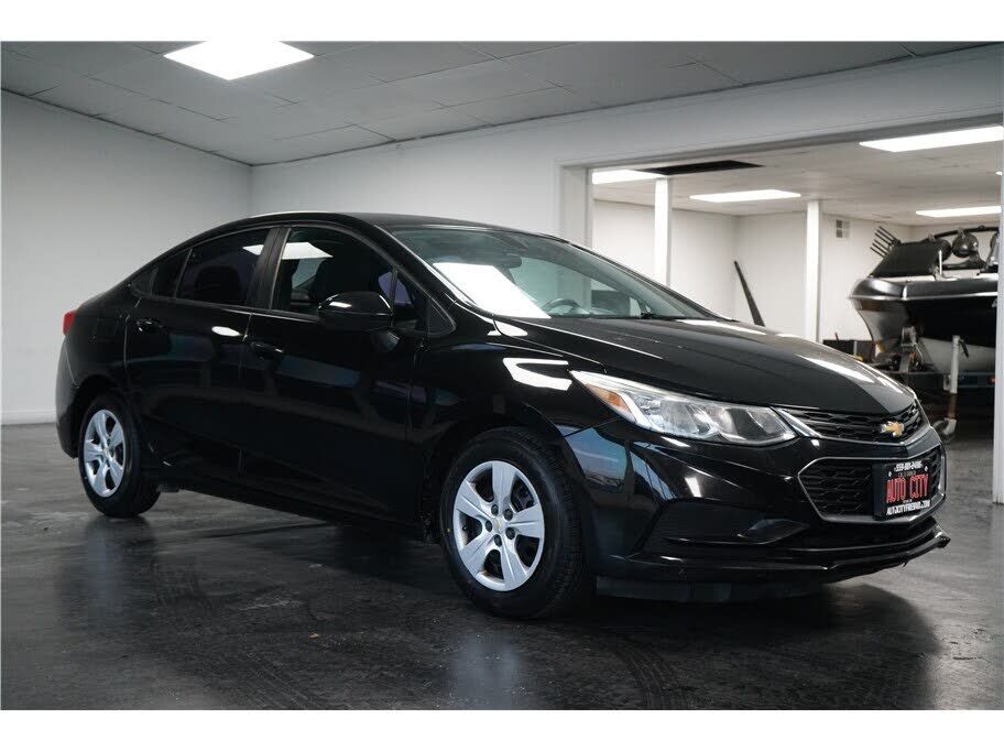 2017 CHEVROLET Cruze